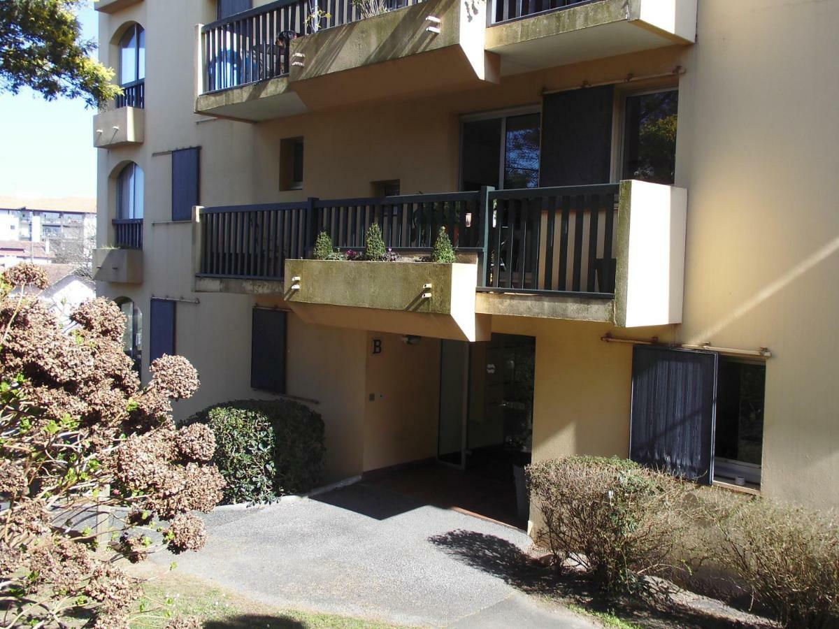 Au Balcon Fleuri Apartment Anglet Exterior photo