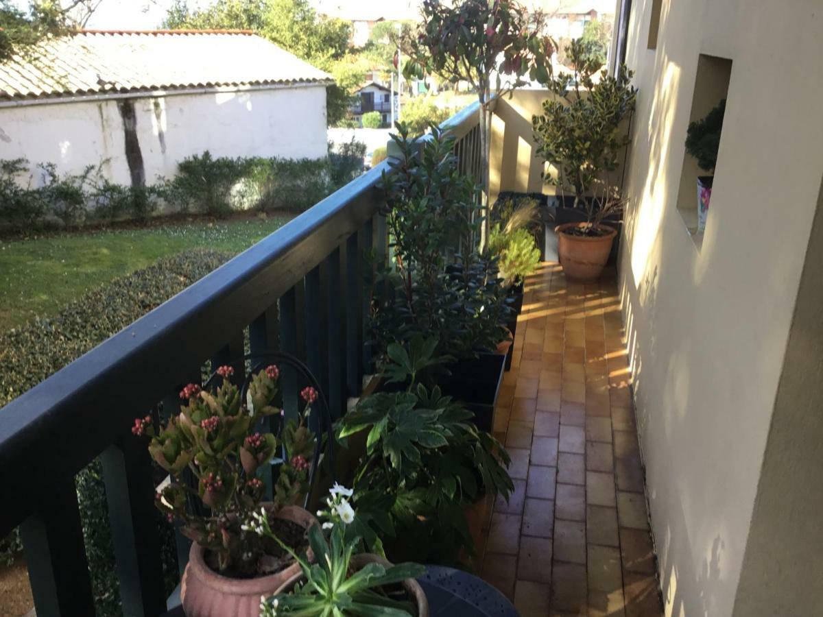 Au Balcon Fleuri Apartment Anglet Exterior photo